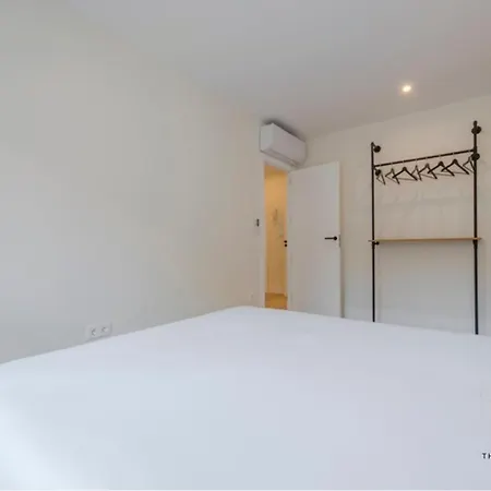 Tu Alojamiento Para 6 En Malasana Ven A San Bernardo 20 Madrid Exterior photo